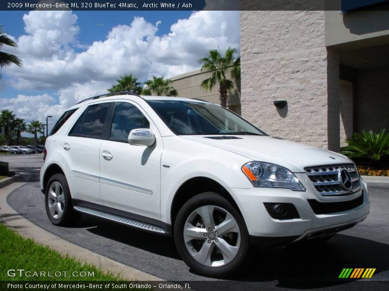 Arctic White / Ash 2009 Mercedes-Benz ML 320 BlueTec 4Matic