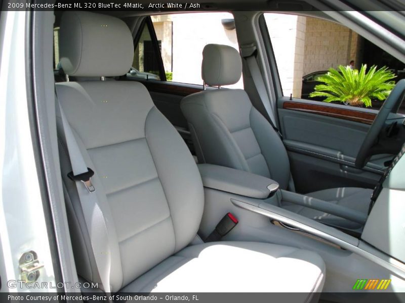 Arctic White / Ash 2009 Mercedes-Benz ML 320 BlueTec 4Matic