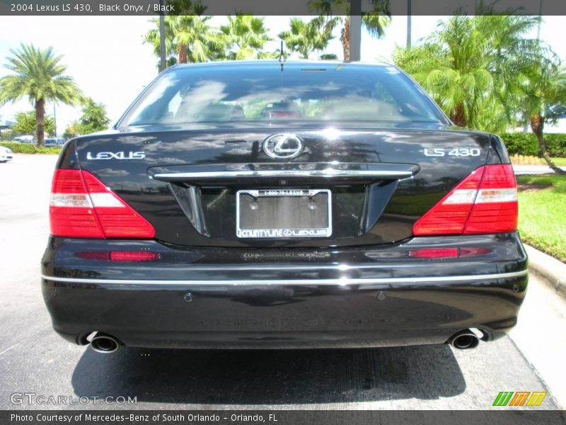 Black Onyx / Black 2004 Lexus LS 430