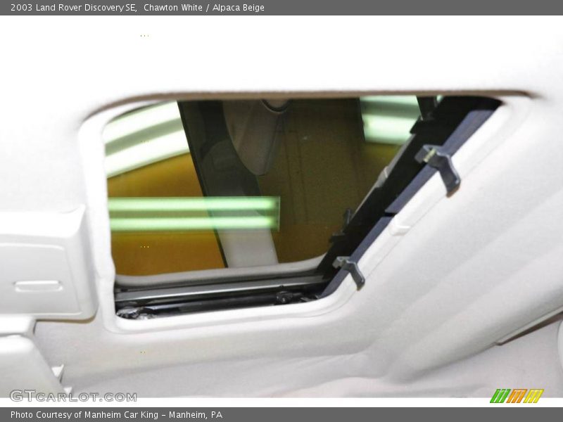 Chawton White / Alpaca Beige 2003 Land Rover Discovery SE