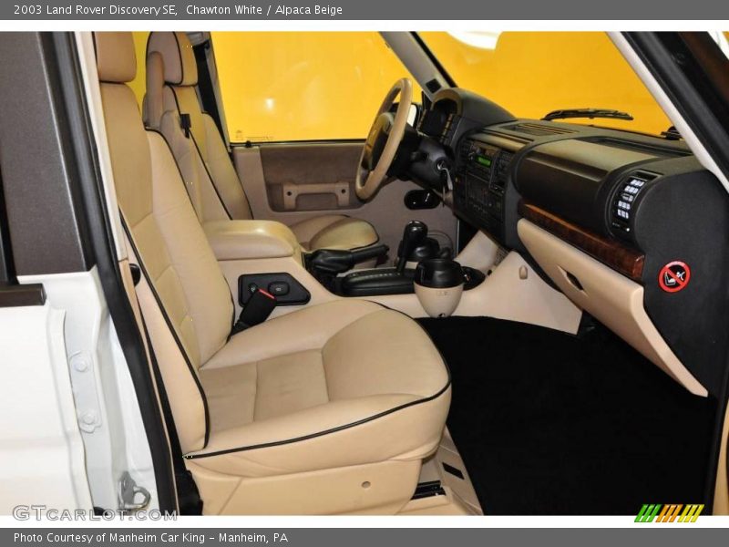 Chawton White / Alpaca Beige 2003 Land Rover Discovery SE