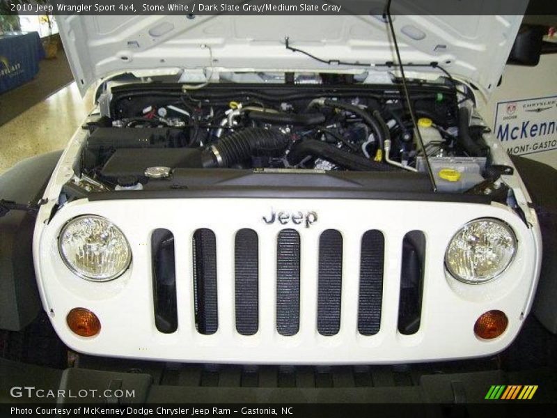 Stone White / Dark Slate Gray/Medium Slate Gray 2010 Jeep Wrangler Sport 4x4