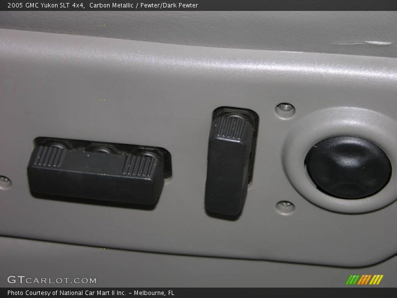Carbon Metallic / Pewter/Dark Pewter 2005 GMC Yukon SLT 4x4