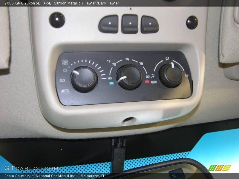 Carbon Metallic / Pewter/Dark Pewter 2005 GMC Yukon SLT 4x4