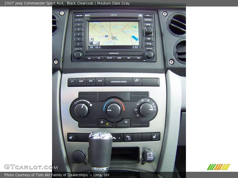 Black Clearcoat / Medium Slate Gray 2007 Jeep Commander Sport 4x4