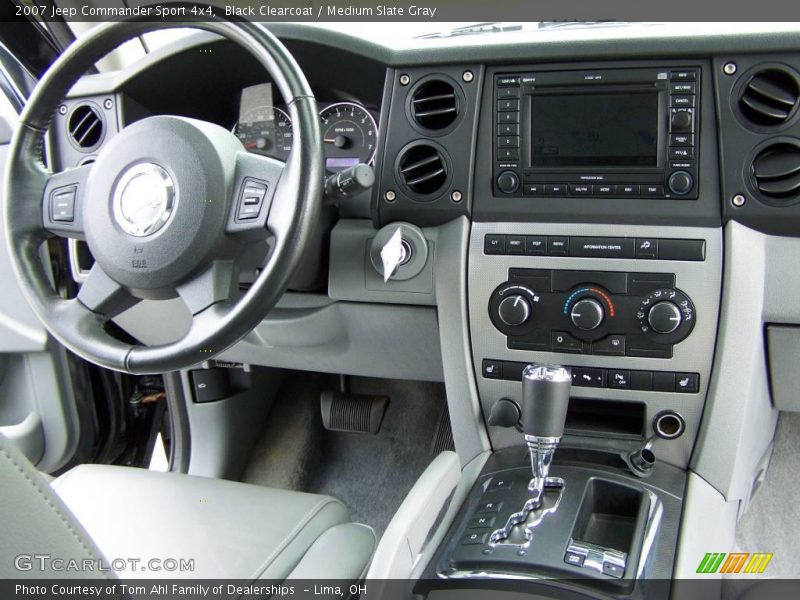 Black Clearcoat / Medium Slate Gray 2007 Jeep Commander Sport 4x4