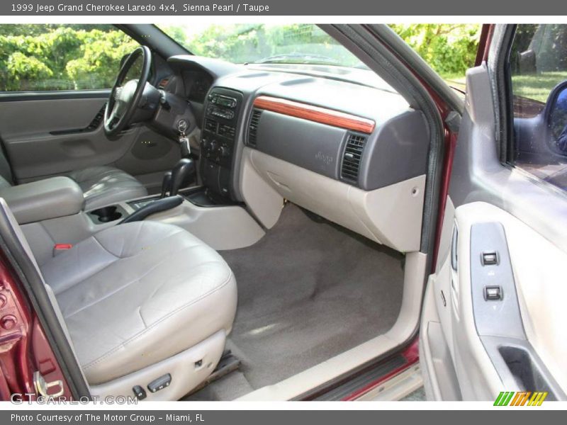 Sienna Pearl / Taupe 1999 Jeep Grand Cherokee Laredo 4x4
