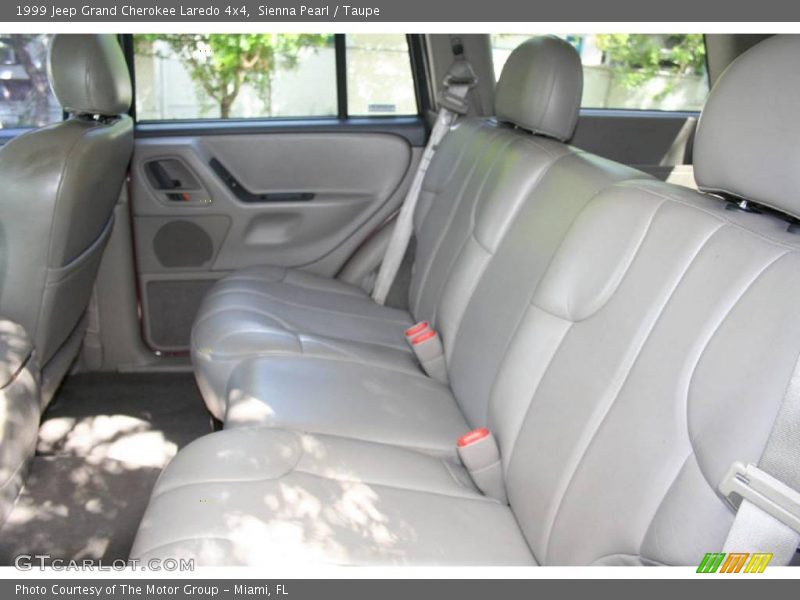 Sienna Pearl / Taupe 1999 Jeep Grand Cherokee Laredo 4x4
