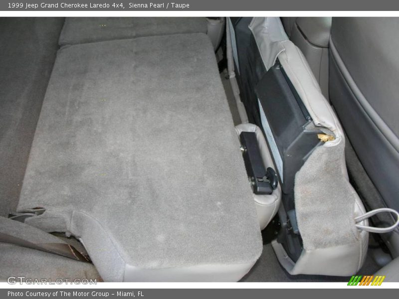 Sienna Pearl / Taupe 1999 Jeep Grand Cherokee Laredo 4x4