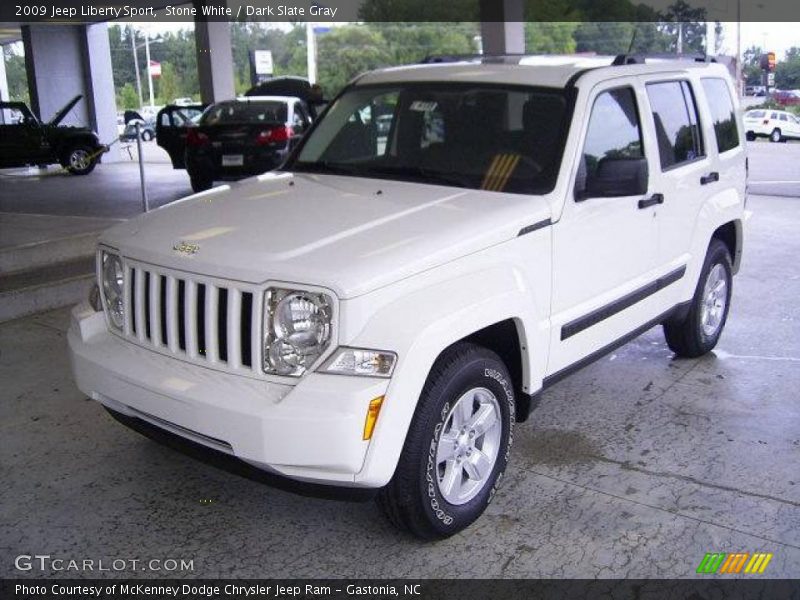 Stone White / Dark Slate Gray 2009 Jeep Liberty Sport