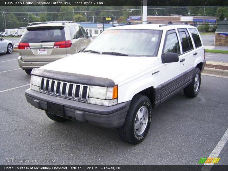 Stone White / Tan 1995 Jeep Grand Cherokee Laredo 4x4