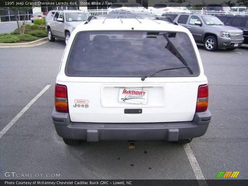 Stone White / Tan 1995 Jeep Grand Cherokee Laredo 4x4