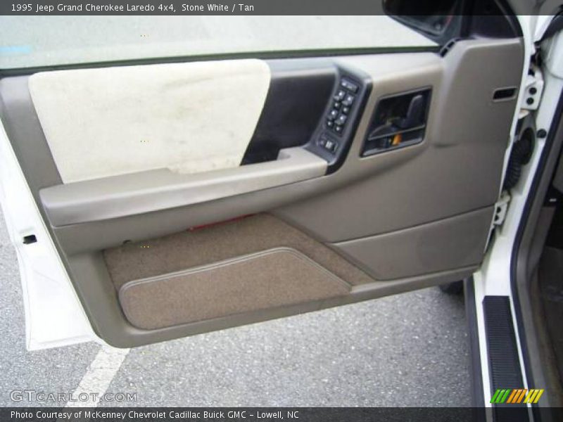 Stone White / Tan 1995 Jeep Grand Cherokee Laredo 4x4