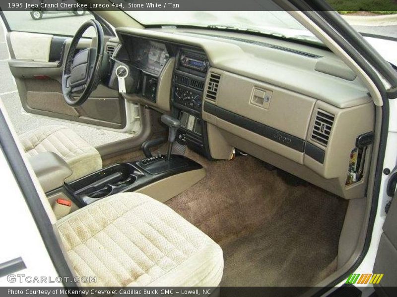 Stone White / Tan 1995 Jeep Grand Cherokee Laredo 4x4