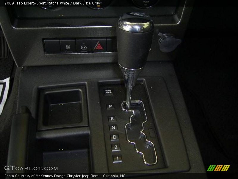Stone White / Dark Slate Gray 2009 Jeep Liberty Sport
