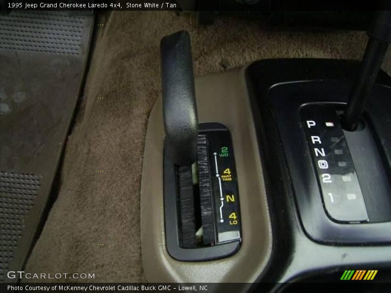 Stone White / Tan 1995 Jeep Grand Cherokee Laredo 4x4