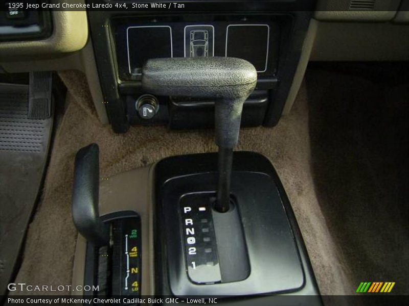 Stone White / Tan 1995 Jeep Grand Cherokee Laredo 4x4