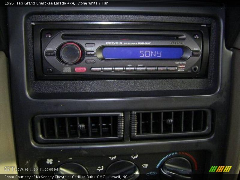 Stone White / Tan 1995 Jeep Grand Cherokee Laredo 4x4