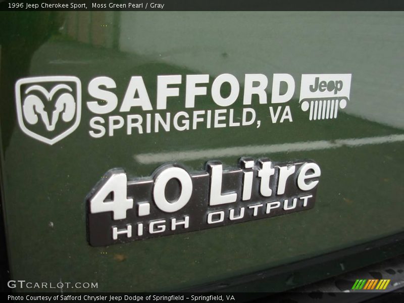 Moss Green Pearl / Gray 1996 Jeep Cherokee Sport