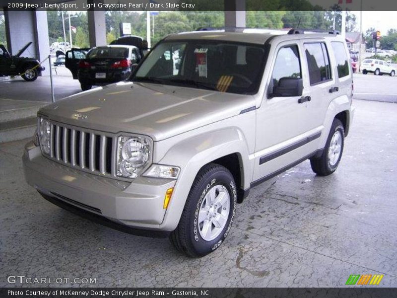 Light Graystone Pearl / Dark Slate Gray 2009 Jeep Liberty Sport