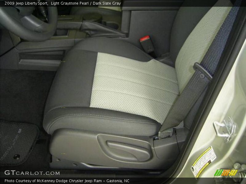 Light Graystone Pearl / Dark Slate Gray 2009 Jeep Liberty Sport