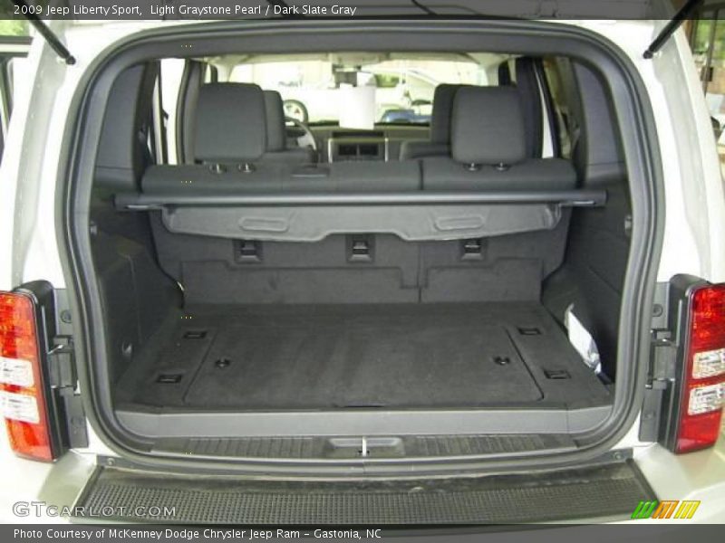 Light Graystone Pearl / Dark Slate Gray 2009 Jeep Liberty Sport