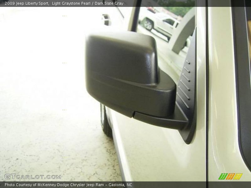 Light Graystone Pearl / Dark Slate Gray 2009 Jeep Liberty Sport