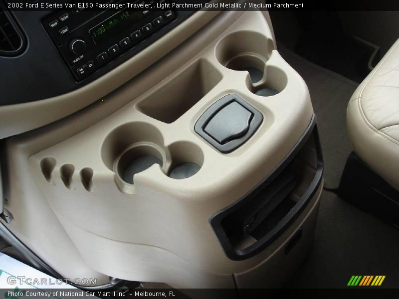 Light Parchment Gold Metallic / Medium Parchment 2002 Ford E Series Van E150 Passenger Traveler