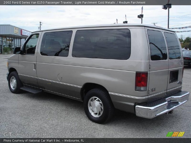 Light Parchment Gold Metallic / Medium Parchment 2002 Ford E Series Van E150 Passenger Traveler