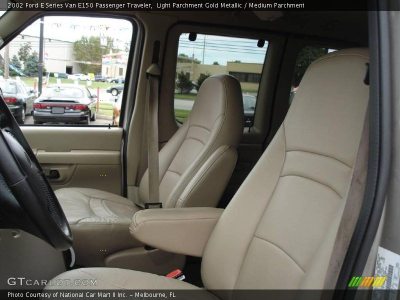 Light Parchment Gold Metallic / Medium Parchment 2002 Ford E Series Van E150 Passenger Traveler