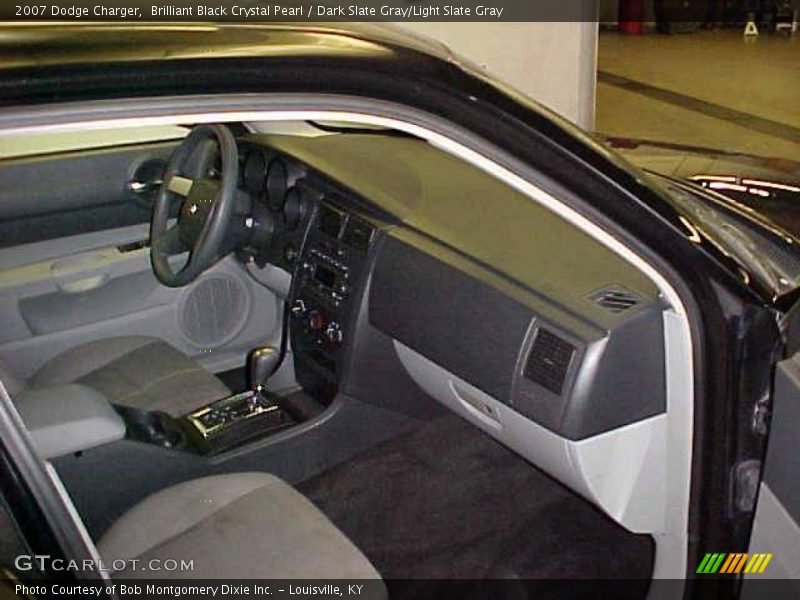 Brilliant Black Crystal Pearl / Dark Slate Gray/Light Slate Gray 2007 Dodge Charger
