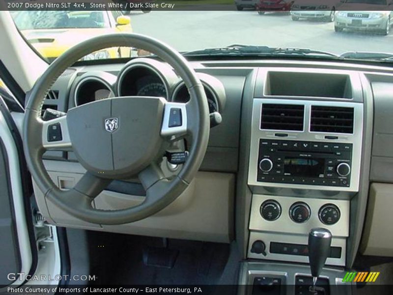 Stone White / Dark Slate Gray 2007 Dodge Nitro SLT 4x4