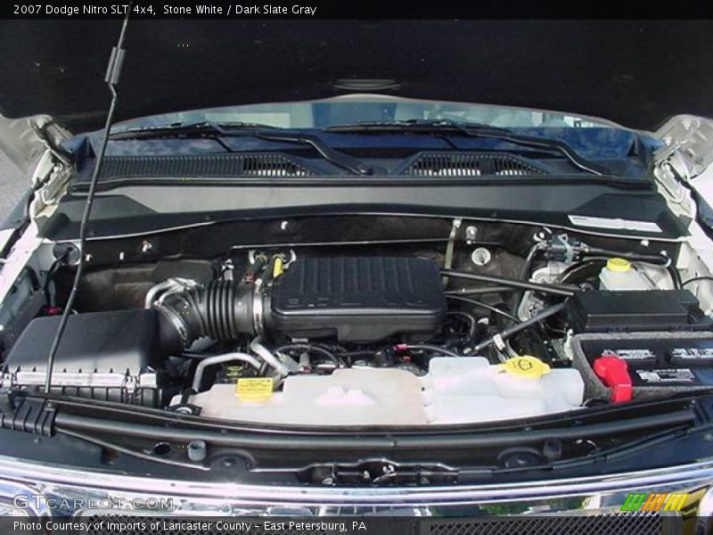 Stone White / Dark Slate Gray 2007 Dodge Nitro SLT 4x4