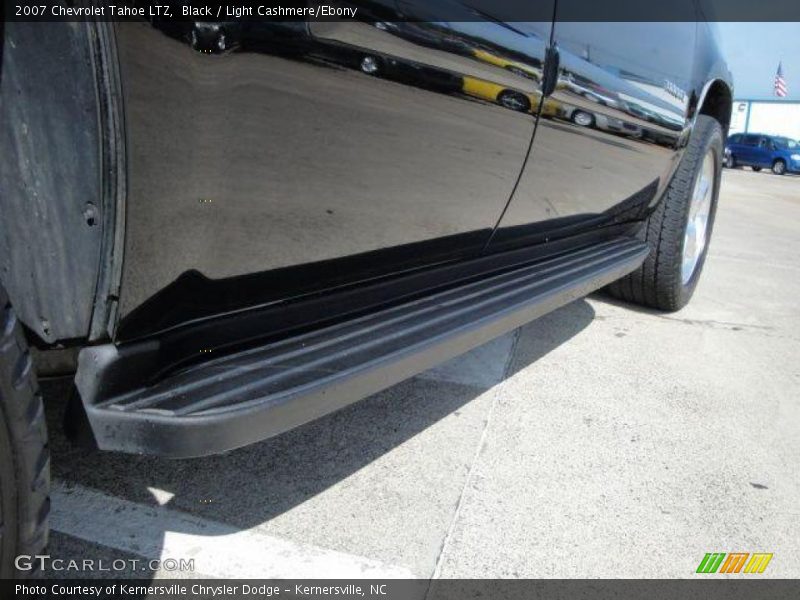 Black / Light Cashmere/Ebony 2007 Chevrolet Tahoe LTZ