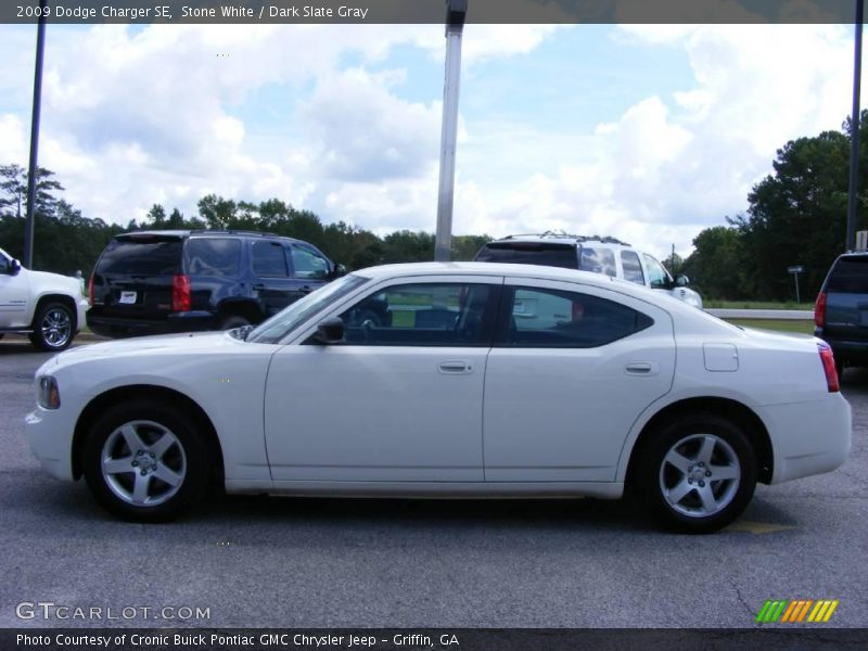 Stone White / Dark Slate Gray 2009 Dodge Charger SE