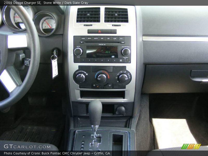 Stone White / Dark Slate Gray 2009 Dodge Charger SE