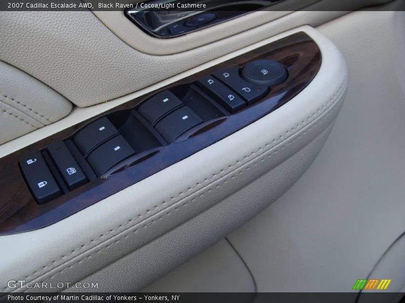 Black Raven / Cocoa/Light Cashmere 2007 Cadillac Escalade AWD