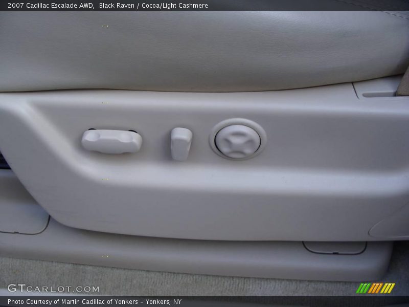 Black Raven / Cocoa/Light Cashmere 2007 Cadillac Escalade AWD