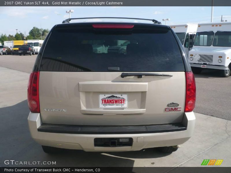 Gold Mist Metallic / Cocoa/Light Cashmere 2007 GMC Yukon SLT 4x4