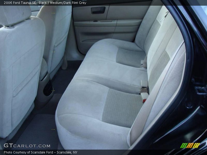 Black / Medium/Dark Flint Grey 2006 Ford Taurus SE