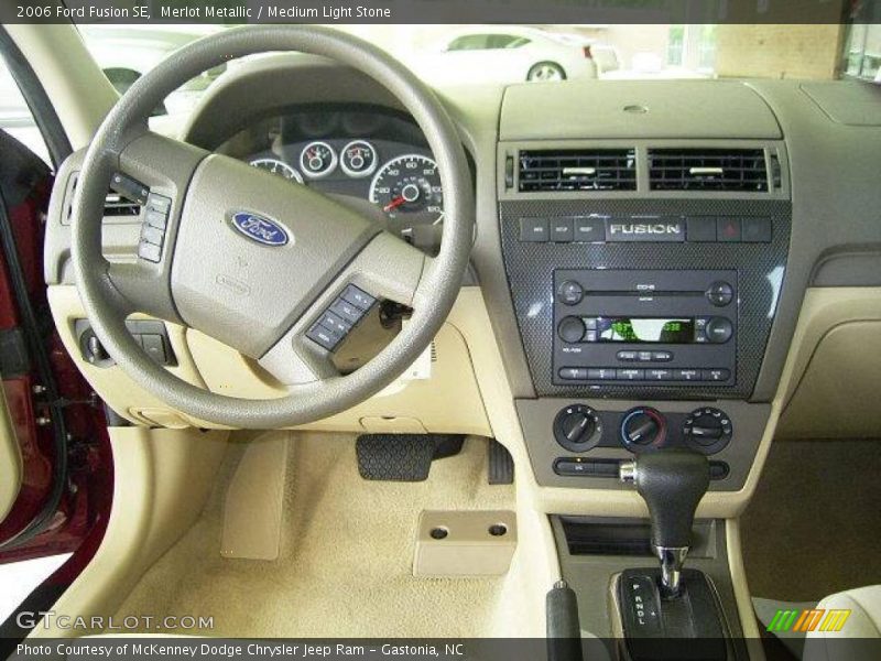 Merlot Metallic / Medium Light Stone 2006 Ford Fusion SE