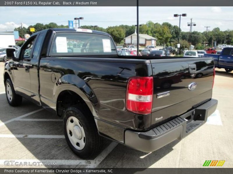Black / Medium Flint 2007 Ford F150 XL Regular Cab