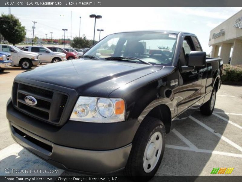 Black / Medium Flint 2007 Ford F150 XL Regular Cab
