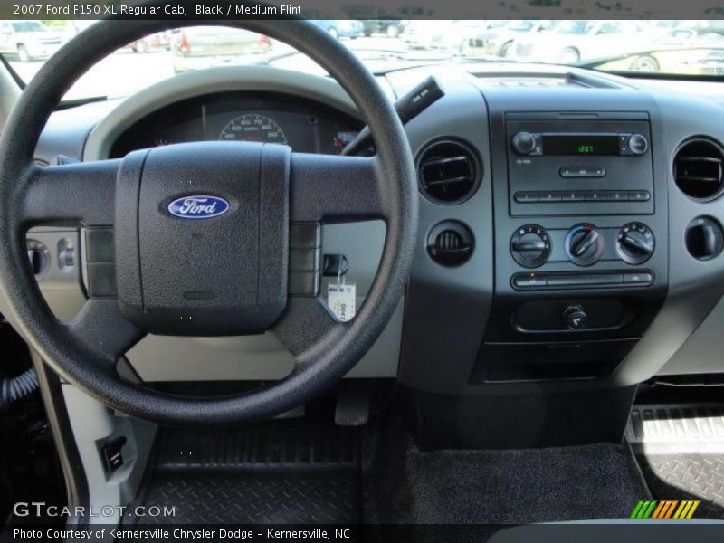 Black / Medium Flint 2007 Ford F150 XL Regular Cab