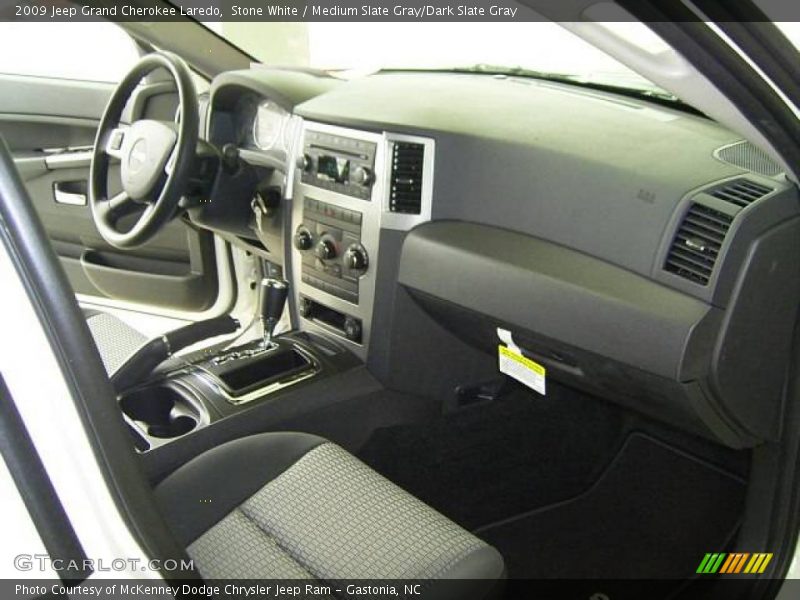 Stone White / Medium Slate Gray/Dark Slate Gray 2009 Jeep Grand Cherokee Laredo