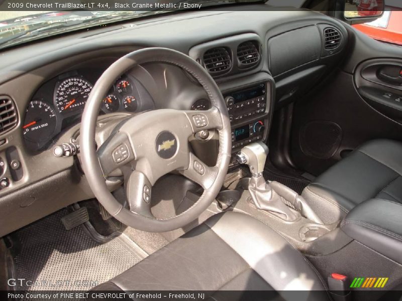 Black Granite Metallic / Ebony 2009 Chevrolet TrailBlazer LT 4x4