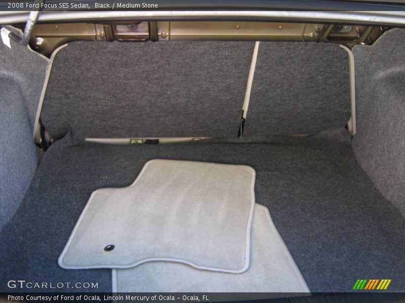 Black / Medium Stone 2008 Ford Focus SES Sedan