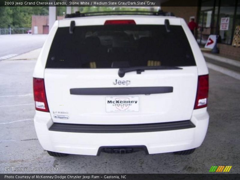 Stone White / Medium Slate Gray/Dark Slate Gray 2009 Jeep Grand Cherokee Laredo