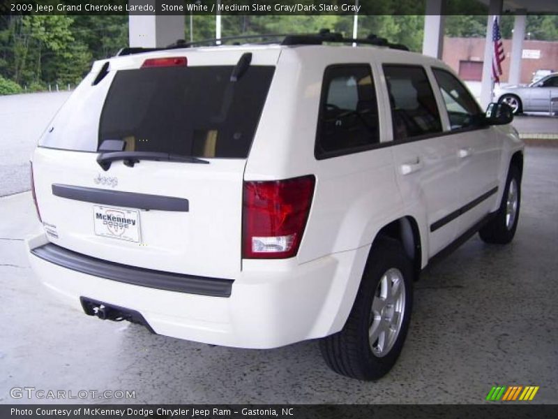 Stone White / Medium Slate Gray/Dark Slate Gray 2009 Jeep Grand Cherokee Laredo