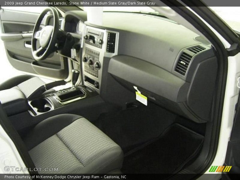 Stone White / Medium Slate Gray/Dark Slate Gray 2009 Jeep Grand Cherokee Laredo